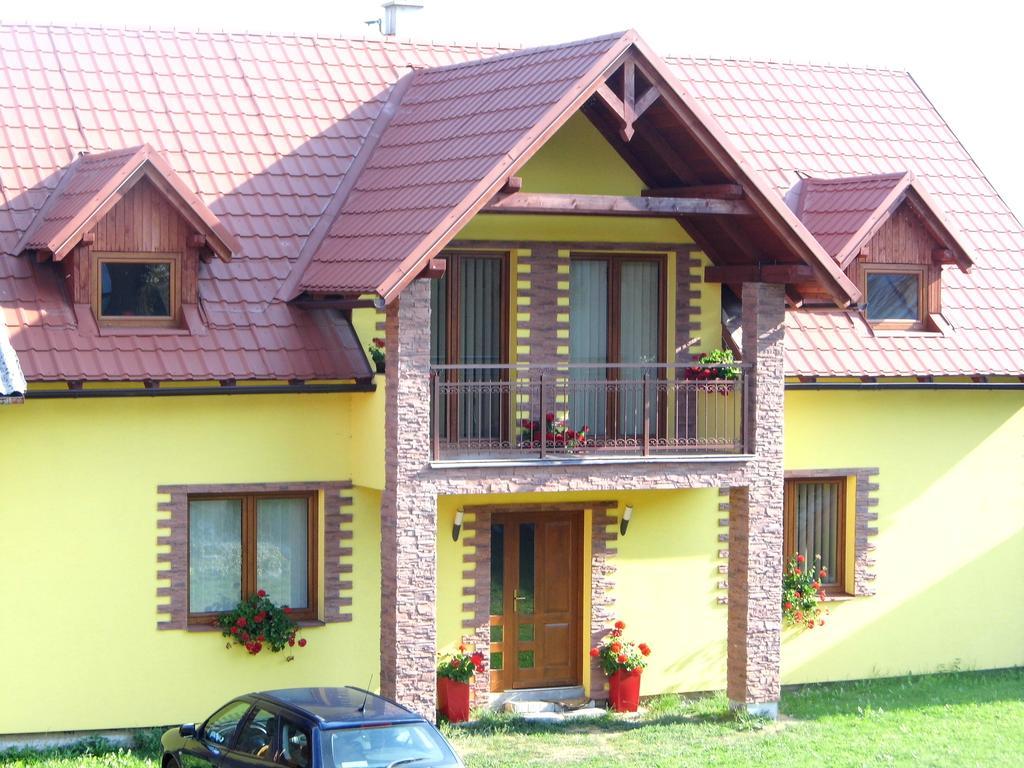 Guest House Kovalik Suchá Hora Exterior photo